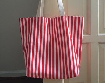 red striped beach bag // pul lined waterproof interior // market tote bag // READY TO SHIP