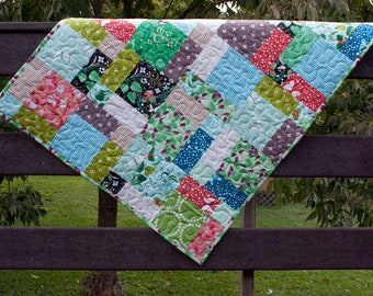 newborn present // hello pilgrim baby quilt or wall hanging // nature quilt in colorful shades // READY TO SHIP