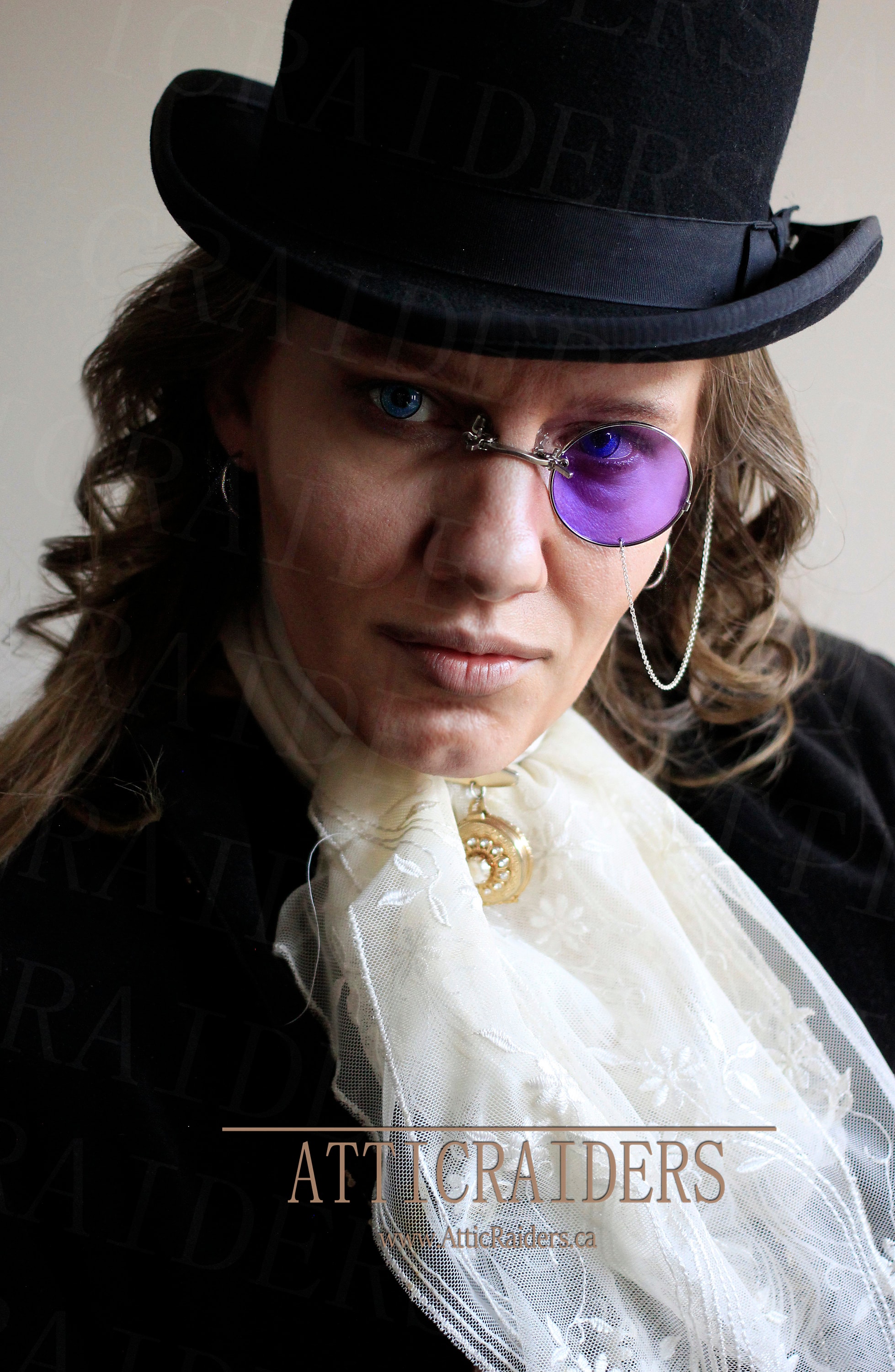 How To Wear A Monocle Chain