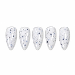 Cookies and Cream Ice Cream Press On Nails: Cute Summer Designs, Picnic Dessert, Black and White, Chocolate Vanilla Creme, Dessert Theme
