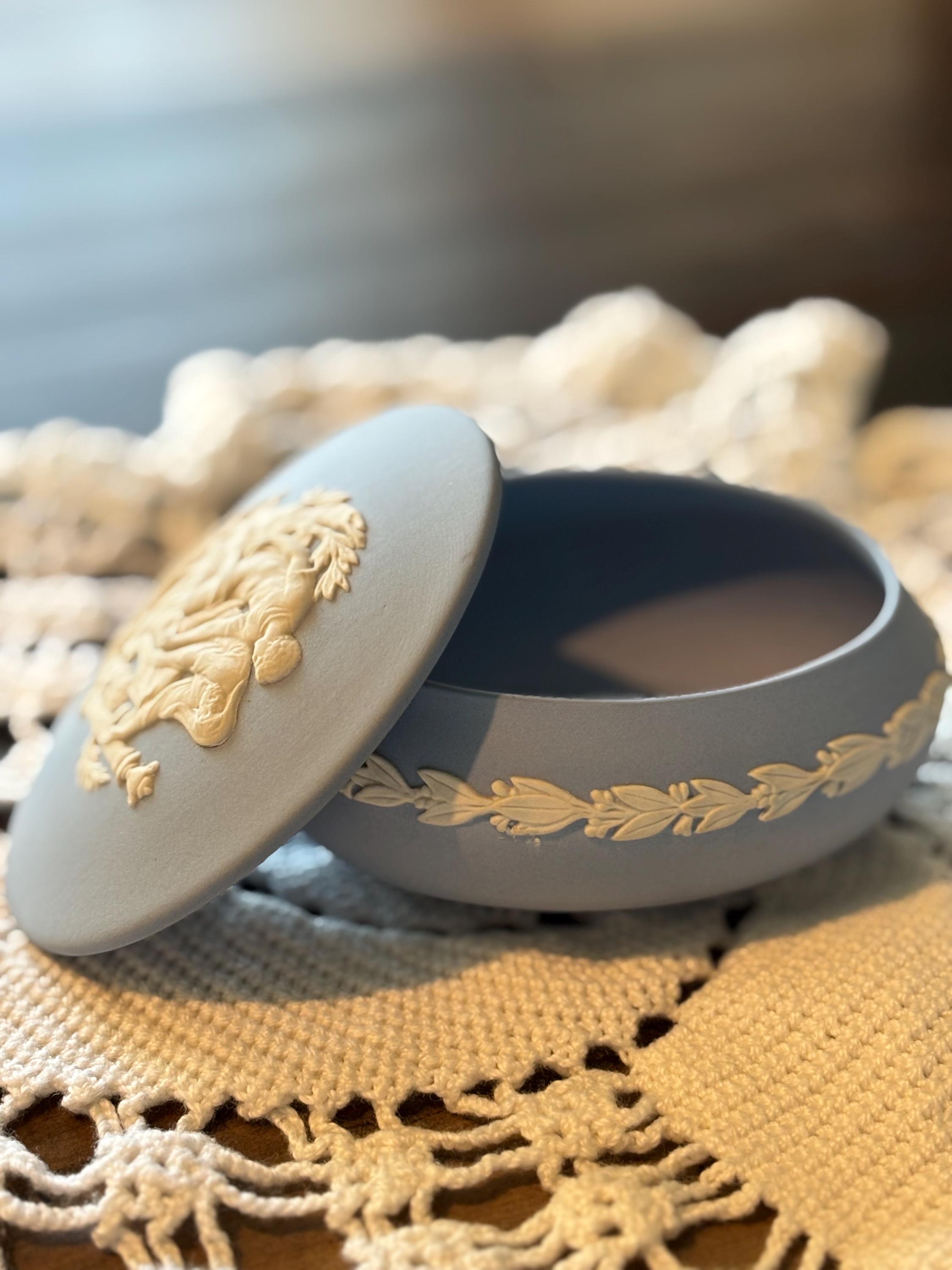 ヴィンテージ ウェッジウッド 磁器小物入れ - Etsy 日本
