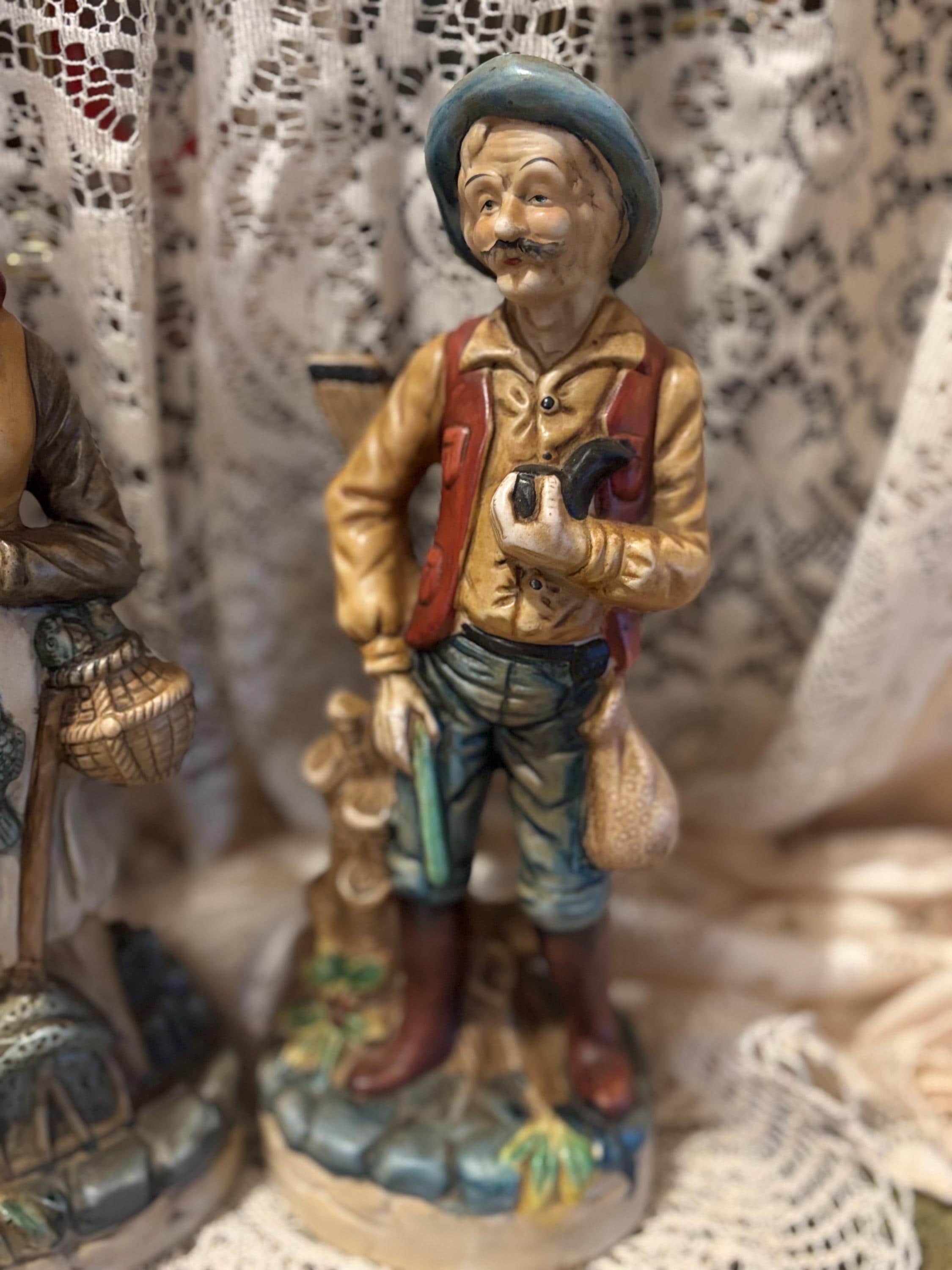 置物 Vintage ceramic figurin Vintage Flambro Ceramic Pioneer Couple Statues - Etsy