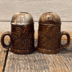 Vintage Japan Salt and Pepper Shakers