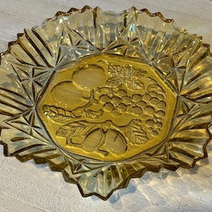 Plat ambré Federal Pioneer des années 50 en verre dépression