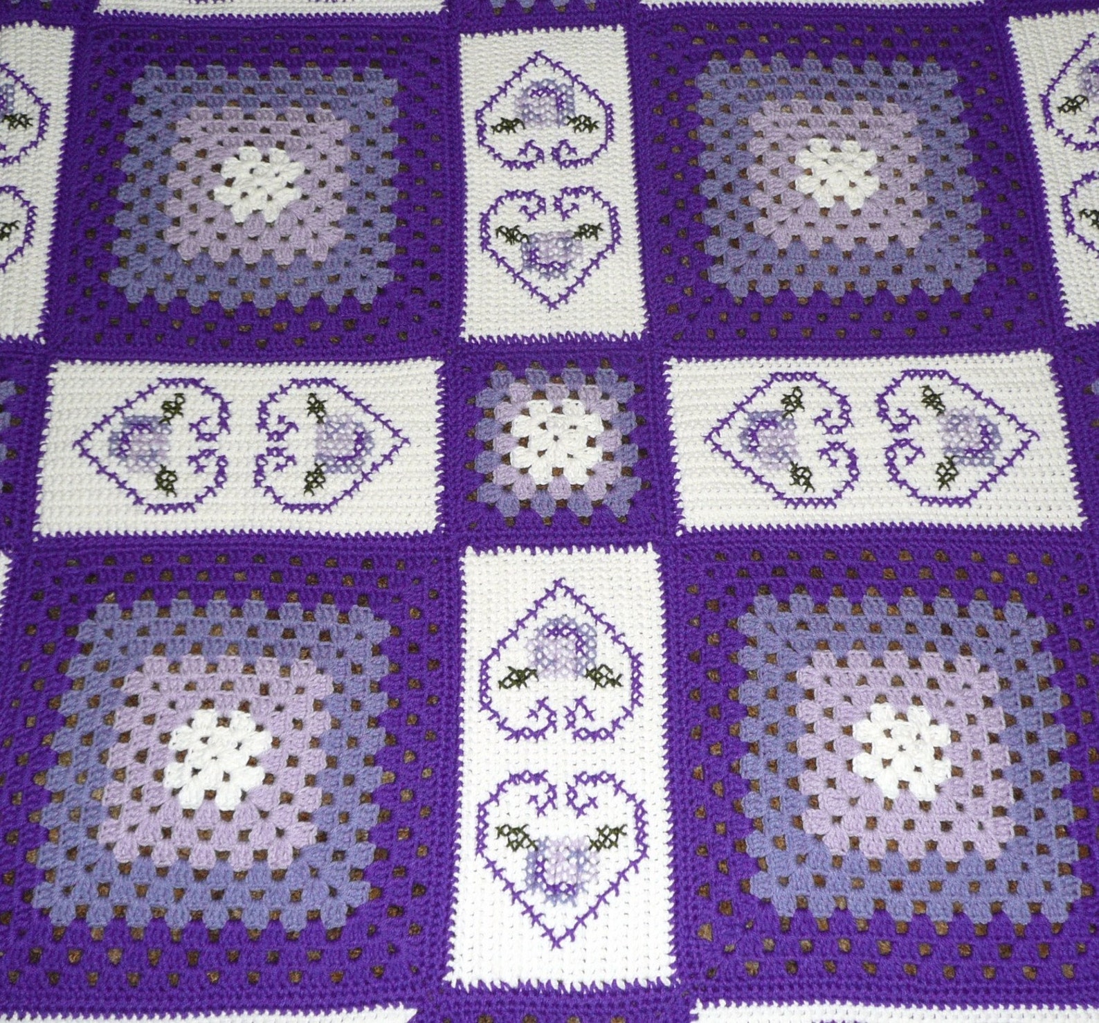 Hearts of Love Crocheted Afghan Afghans Throw nice Lap Size Etsy