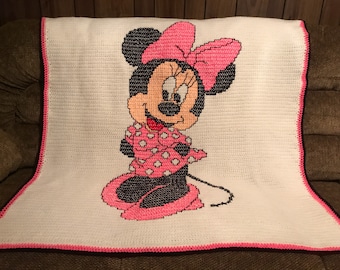 Minnie Mouse with Pink Dress Crochet Blanket Throw