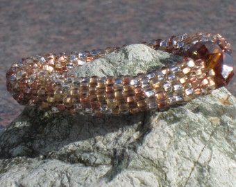 All that Glitters bead crochet bracelet......FREE...SHIPPING