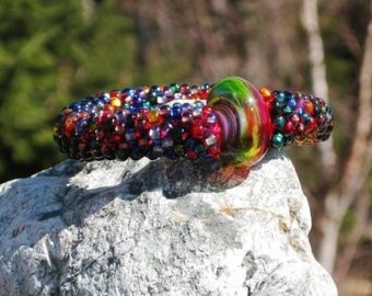 Over the Rainbow bead crochet bracelet...FREE SHIPPING.........