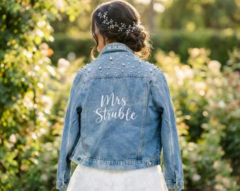 Haftowana kurtka panny młodej, kurtka dżinsowa dla panny młodej, spersonalizowana kurtka na zamówienie, ślubna kurtka dżinsowa, spersonalizowana kurtka na zamówienie, prezent ślubny