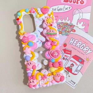 Étui pour téléphone fait main série Kirby|Cadeau étui pour téléphone|Cadeau fait main|Cadeau unique|Charms Kirby