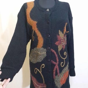 Vintage cardigan with ornamental elements