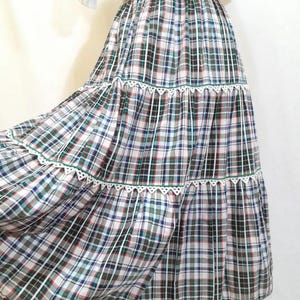 Vintage Bavarian skirt, multicolored plaid
