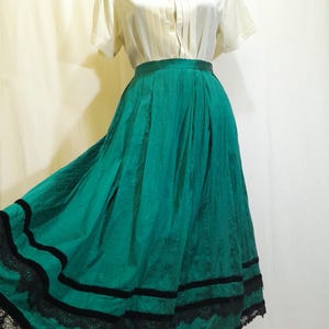 Natural shantung silk vintage green skirt