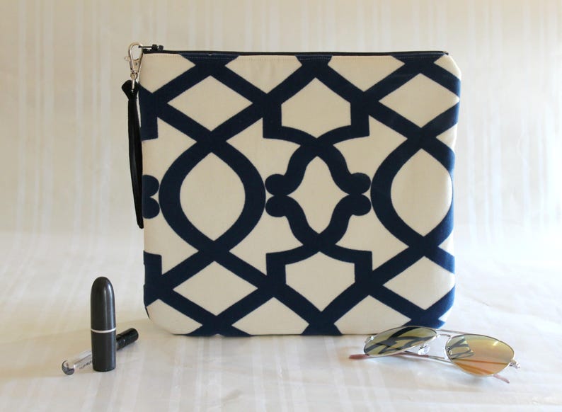 elegant clutch