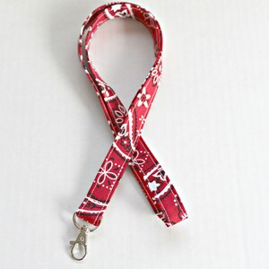Red Black Lanyard / Boho Lanyards / ID Badge Holder /Cute Lanyard/ Paisley Keychain / Pretty Lanyards / Fabric Lanyards / Bohemian Lanyard