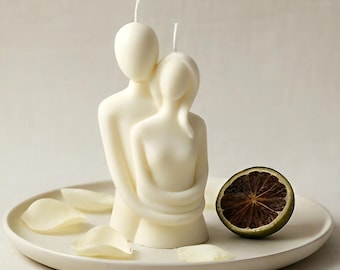 Bougie couple sculpturale parfumée bois de santal vanille, déco minimaliste, cadeau romantique, fait main, slow living.