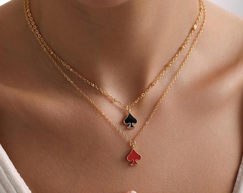 Collar de espadas con esmalte chapado en oro, collar de naipes, collar de as de espadas, collar de Las Vegas, regalo para ella, regalo de Navidad