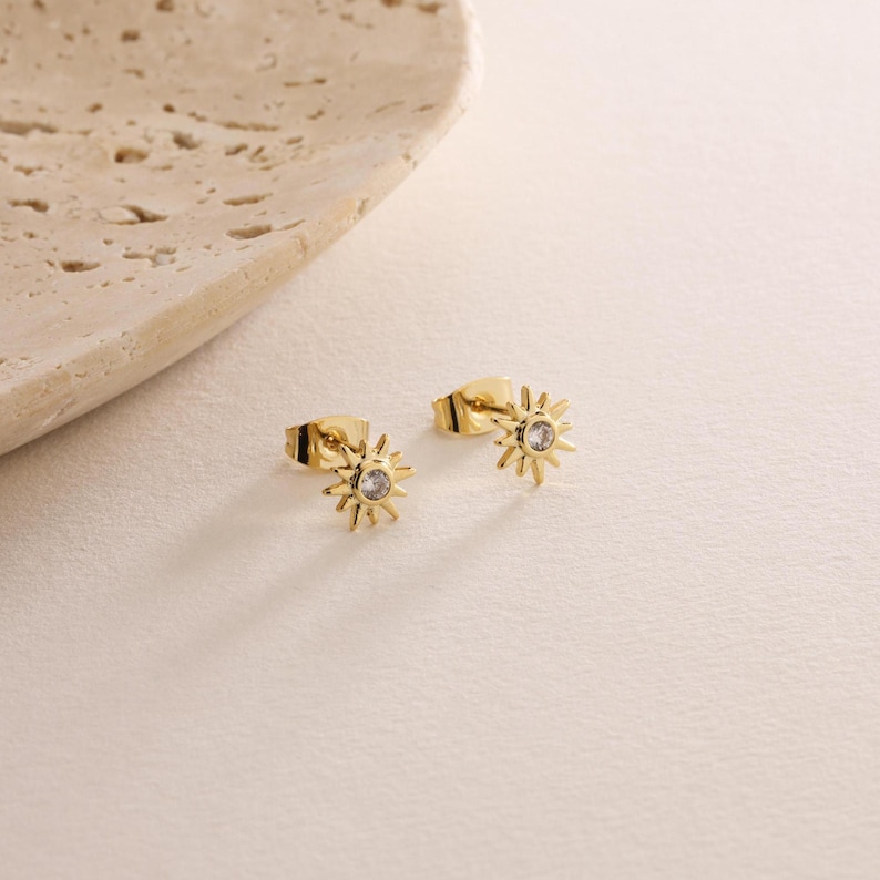 18K Gold Plated Very Tiny Sun Pave Stud Earrings, Sunburst Earrings, Celestial Earrings, Everday Earrings, Gift for her, Earrings for Women