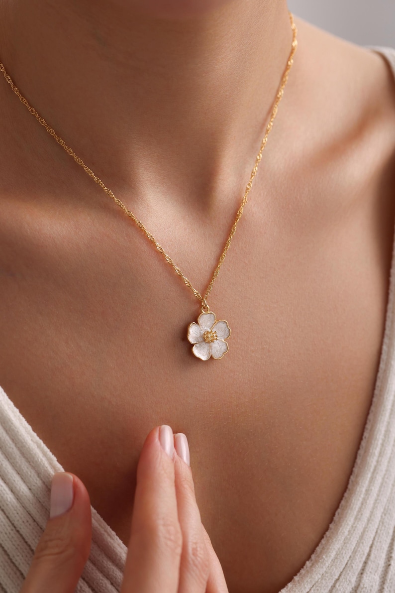 Gold Plated Enamel Sakura Flower Necklace, Flower Necklace, Gold Sakura Flower Necklace, Christmas Gift, Gift for her, Everyday Necklace