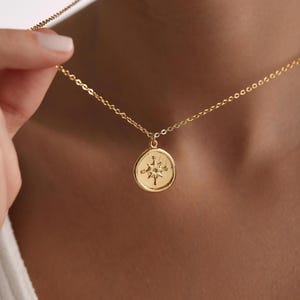 Gold Plated Pave Compass Coin Necklace, Medal Compass Necklace, North Star Compas Necklace, Travel Lovers Gift, Gift for her, Christmas Gift
