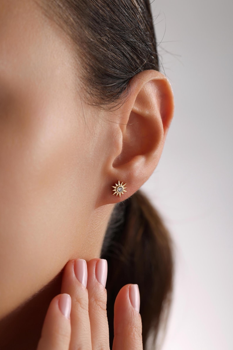 18K Gold Plated Very Tiny Sun Pave Stud Earrings, Sunburst Earrings, Celestial Earrings, Everday Earrings, Gift for her, Earrings for Women