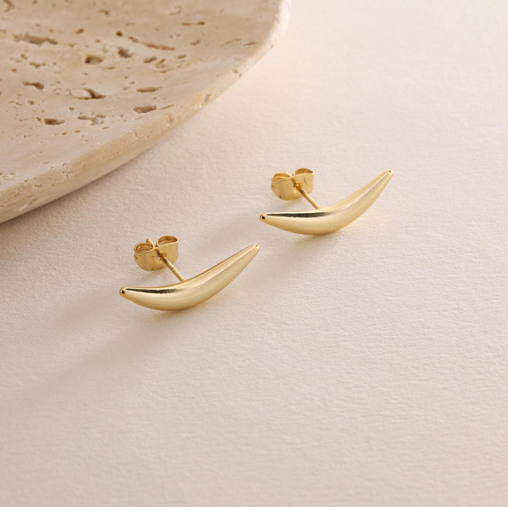 18K Gold Plated Tiny Curved Bar Stud Earrings, Curved Line