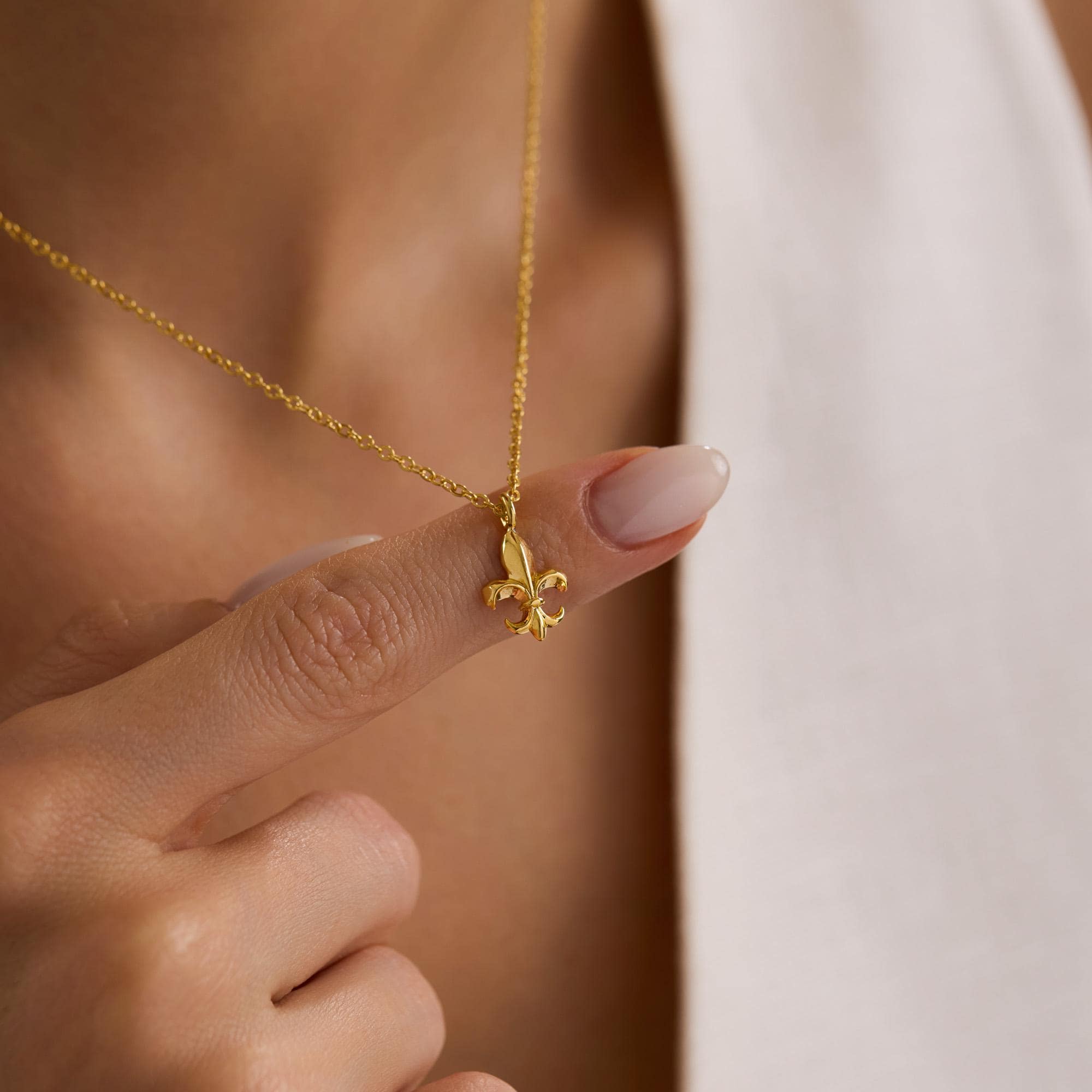 Lily Necklace - Etsy Canada