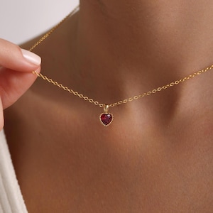 Personalized Tiny Heart Birthstone Necklace, Minimalist Heart Necklace, Love Necklace, Valentine's Day Gift, Christmas Gift, Gift for her