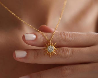 金メッキサンビームパヴェネックレス、サンネックレス、天体ネックレス、サンシャインネックレス、毎日使えるネックレス、彼女へのギフト、クリスマスギフト