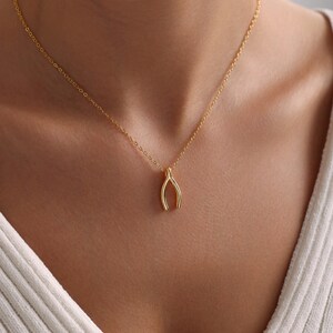 Gold Plated Wishbone Necklace, Tiny Wishbone Necklace, Good Luck Necklace, Lucky Necklace, Everday Necklace, Gift for her, Bestfriend Gift