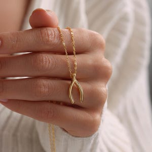 Gold Plated Wishbone Necklace, Tiny Wishbone Necklace, Good Luck Necklace, Lucky Necklace, Everday Necklace, Gift for her, Bestfriend Gift