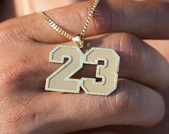 Collar con número personalizado, collar de jugador de baloncesto dorado, collar con número de aficionado al béisbol esmerilado, collar con colgante de número de camiseta para hombre