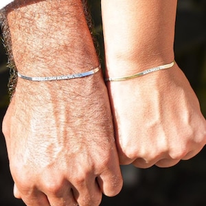 Braccialetti per coppie incisi, braccialetti per coppie coordinati, regalo personalizzato per coppie, braccialetti abbinati per coppie, catena a spina di pesce a forma di serpente