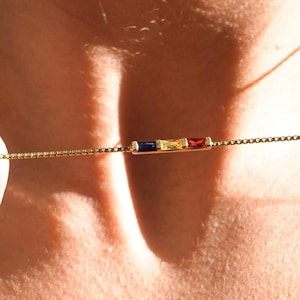 Birthstone Grandma Necklace for women, Birth stone Jewelry, Dainty Gold Necklace,Custom Birthstone Baguette Necklace for Mom Grandmother