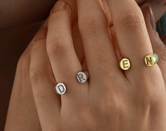 Anillo doble personalizado de oro de 14k, joyería personalizada, anillo con letra de plata esterlina