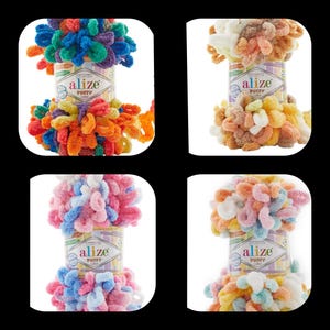 Może przedstawiać: Cztery motki włóczki Alize Puffy w różnych kombinacjach kolorystycznych. Włóczka jest miękka, puszysta i idealna do robienia na szydełku lub na drutach.