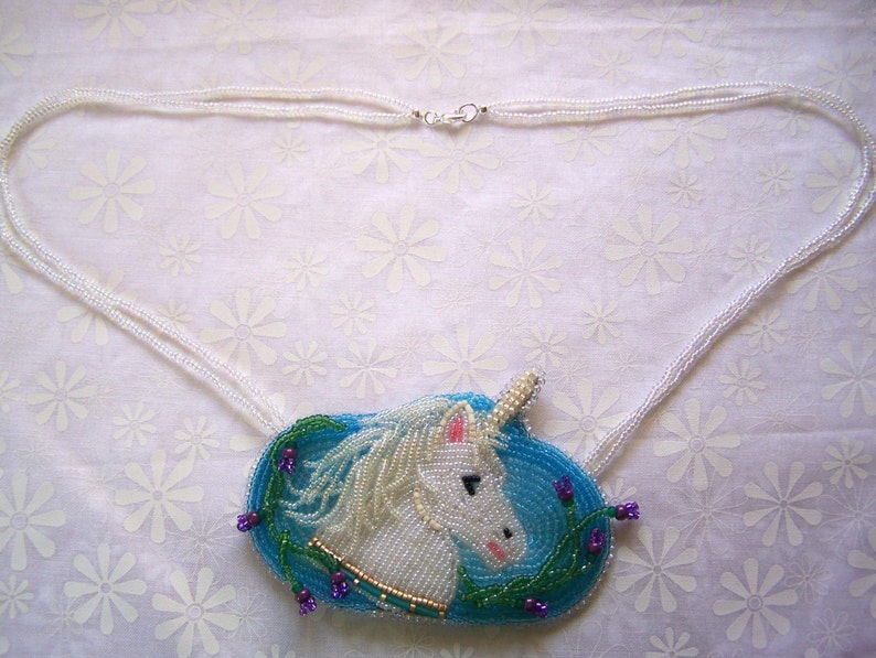 Unicorn Necklace Beadweaving image 4