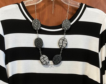 Oval Black and White Handmade Necklace