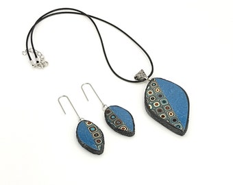 Handmade Exclusive Retro Design Necklace and Earrings Set