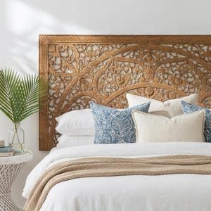 Cabecero de cama con mandala floral Lanna tallado a mano / Madera de teca tailandesa recuperada / Arte de pared tamaño king de 183 cm, decoración bohemia para dormitorio / Panel tallado marrón