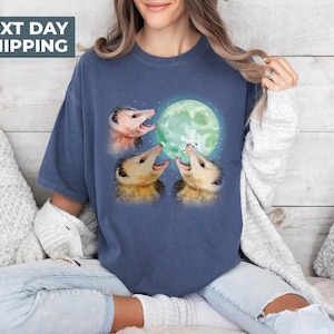 Three Possums Howling at Moon Shirt, Retro Possum Lover Tshirt, Funny Possum Tee, Cotton Unisex Tee, Comfort Colors® Possum Gifts