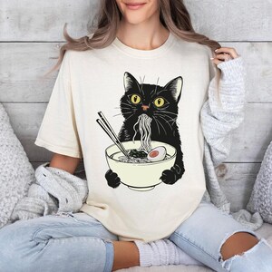 Ramen Cat T-Shirt, Cat Lover Gift, Kawaii Shirt, Alt Clothing, Anime Cat T-Shirt, Japanese Shirt, Foodies Shirt, Ramen Lover, Kitty Tee