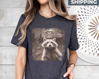 Raccoon Ufo Funny Graphic Shirt, Retro Alien Shirt, Cool Vintage Style Raccoon Shirt, Meme T Shirt, Raccoon Lovers Gift, Trendy Graphic Tee
