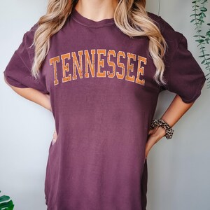 Comfort Colors® Shirt, Tennessee Shirt, Tennessee Vintage, Tennessee Football, Game Day Shirt, Tennessee Travel, Retro Style Shirt immagine 7