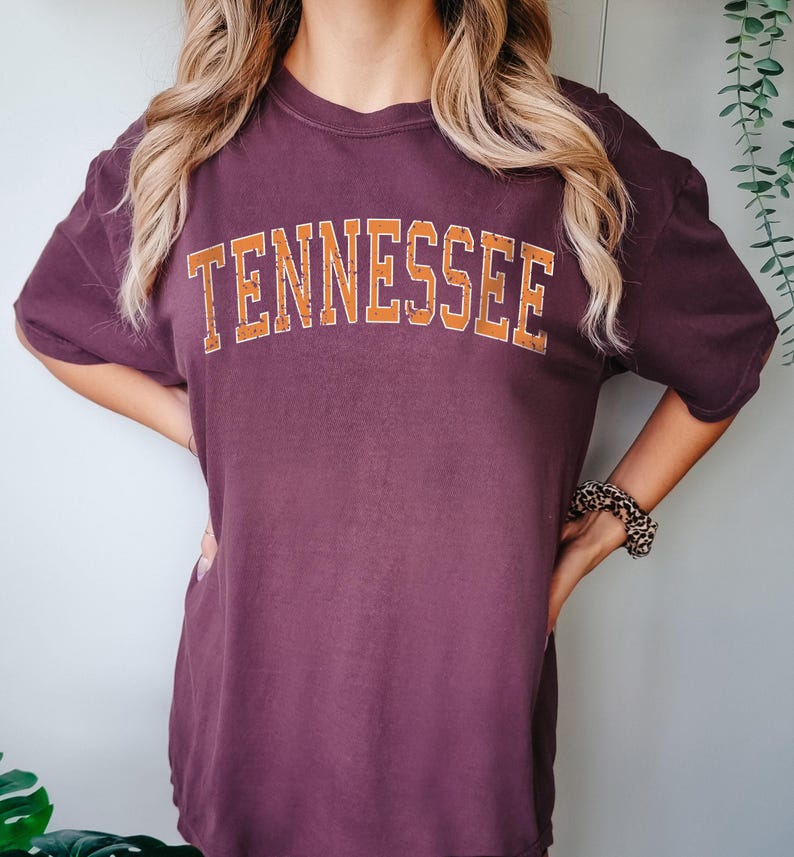 Comfort Colors® Shirt, Tennessee Shirt, Tennessee Vintage, Tennessee Football, Game Day Shirt, Tennessee Travel, Retro Style Shirt immagine 7