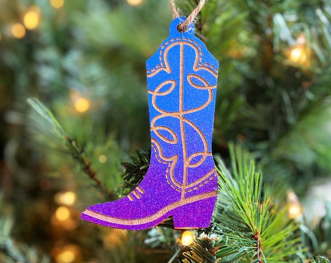 Cowboy boot ornament for country fans Christmas tree ornament, cowgirl boots Christmas tree ornament country style holiday ornament