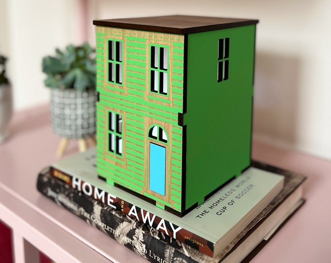 East Coast miniature house, colorful East coast style miniature house for mantle, coastal style decor, Biscuit box wooden house miniature