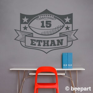 Calcomanía de pared de fútbol para dormitorio Calcomanía de nombre deportivo personalizada para sala de deportes Calcomanía de fútbol personalizada, calcomanía de pared con logotipo de fútbol para deportes