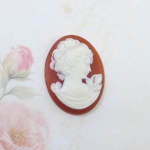 Vintage Carnelian Ivory Cameo, Vintage Resin Cameo, Lady Cameo, 40x30mm, 1 piece