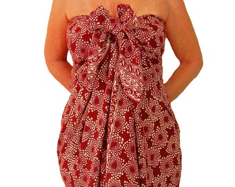 Pareo de playa de talla grande, falda o vestido tipo pareo - Pareo batik rojo carmesí - Colección Resort Core